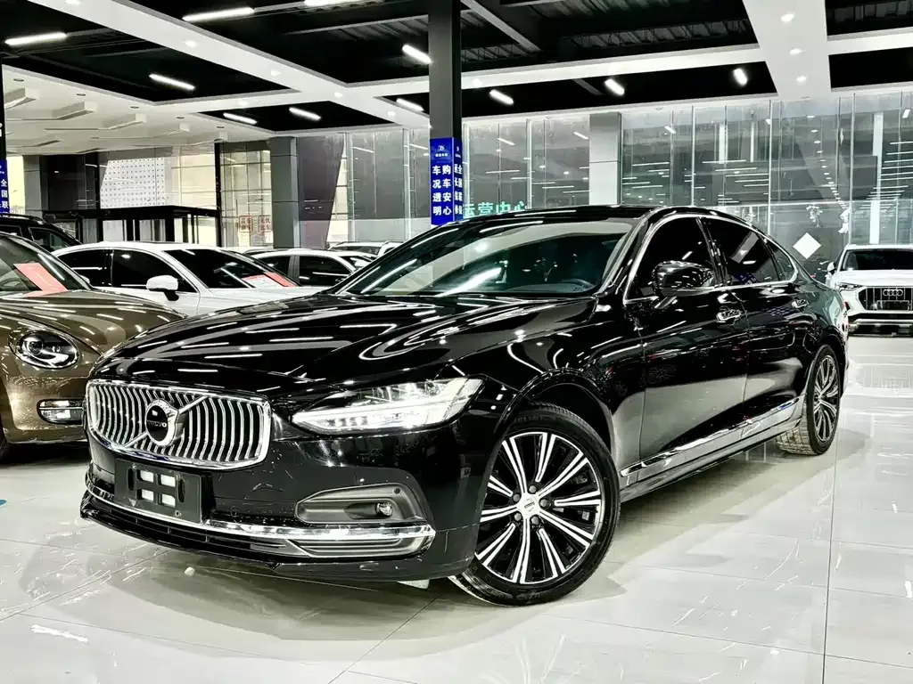 Volvo S90 2021 из CN, фото 1