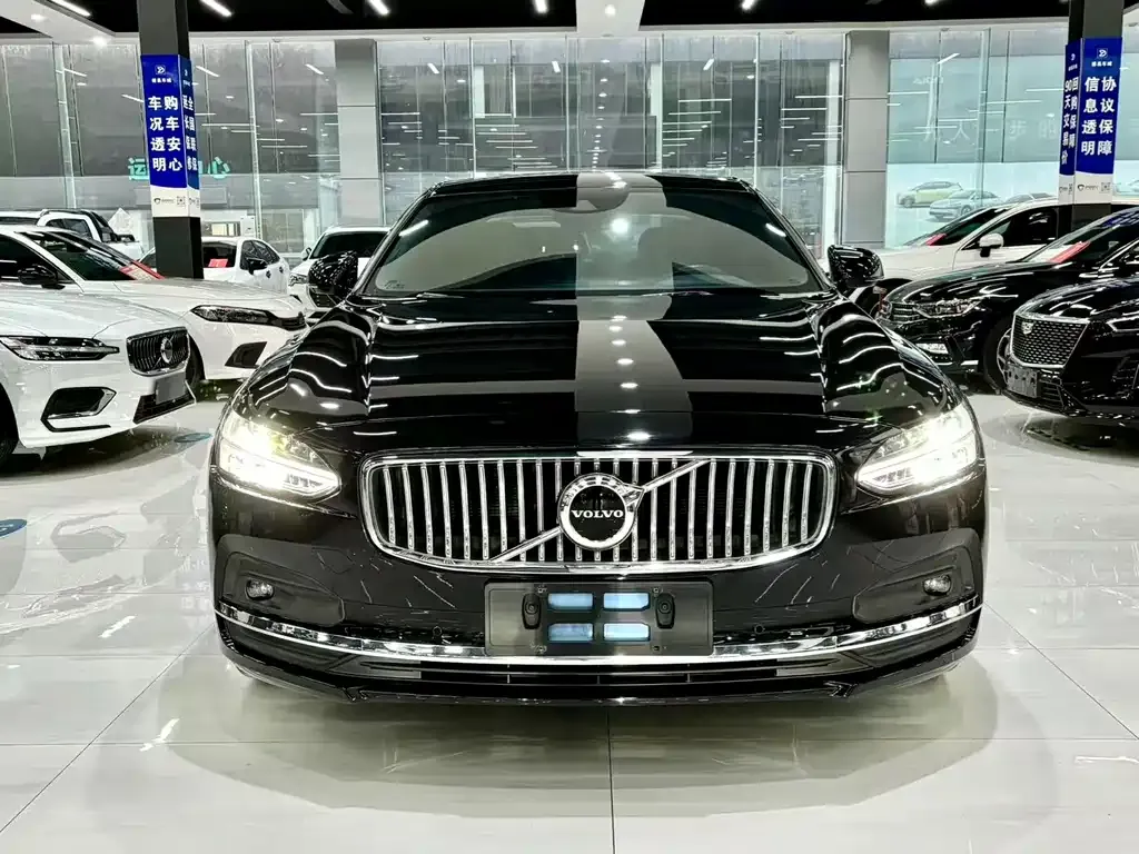 Volvo S90 2021 из CN, фото 2