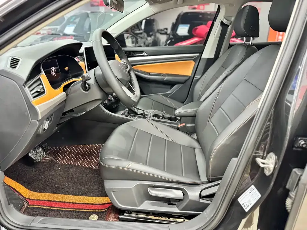 Volkswagen Bora 2023 из CN, фото 7