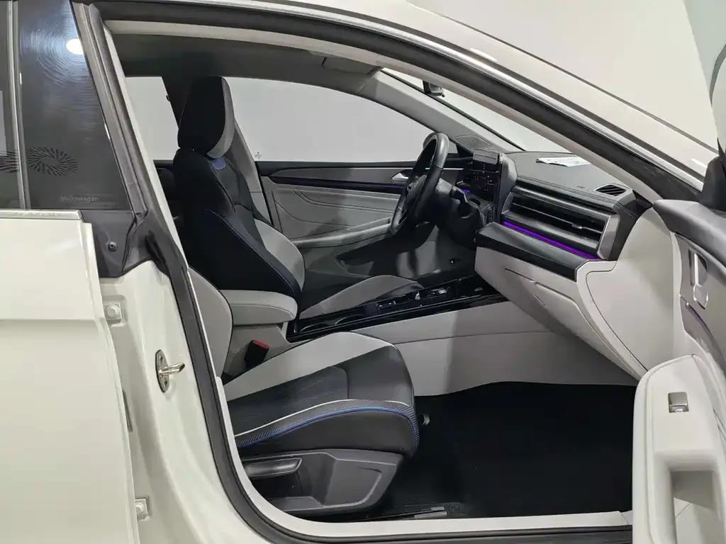 Volkswagen Lamando 2022 из CN, фото 9
