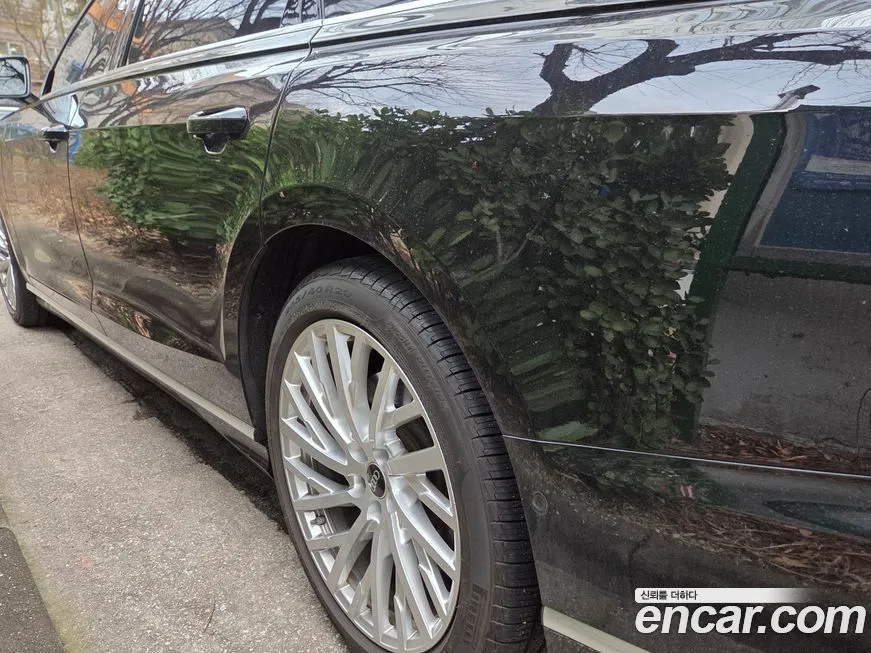 Audi A8 2021 из KR, фото 2
