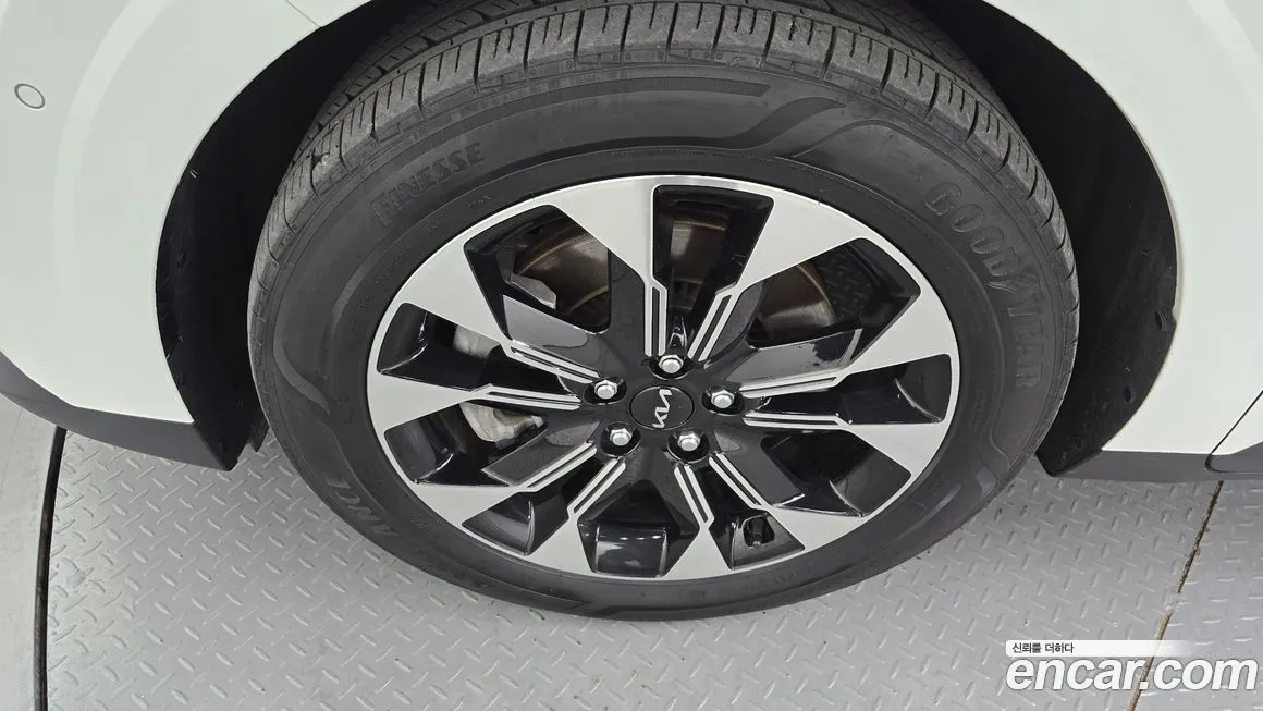 Kia Carnival 2023 из KR, фото 5
