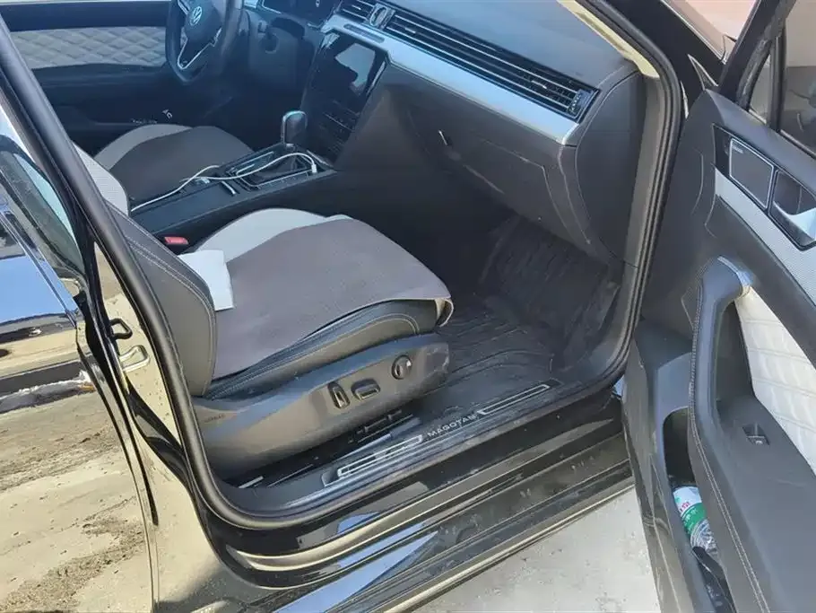 Volkswagen Magotan 2024 из CN, фото 8