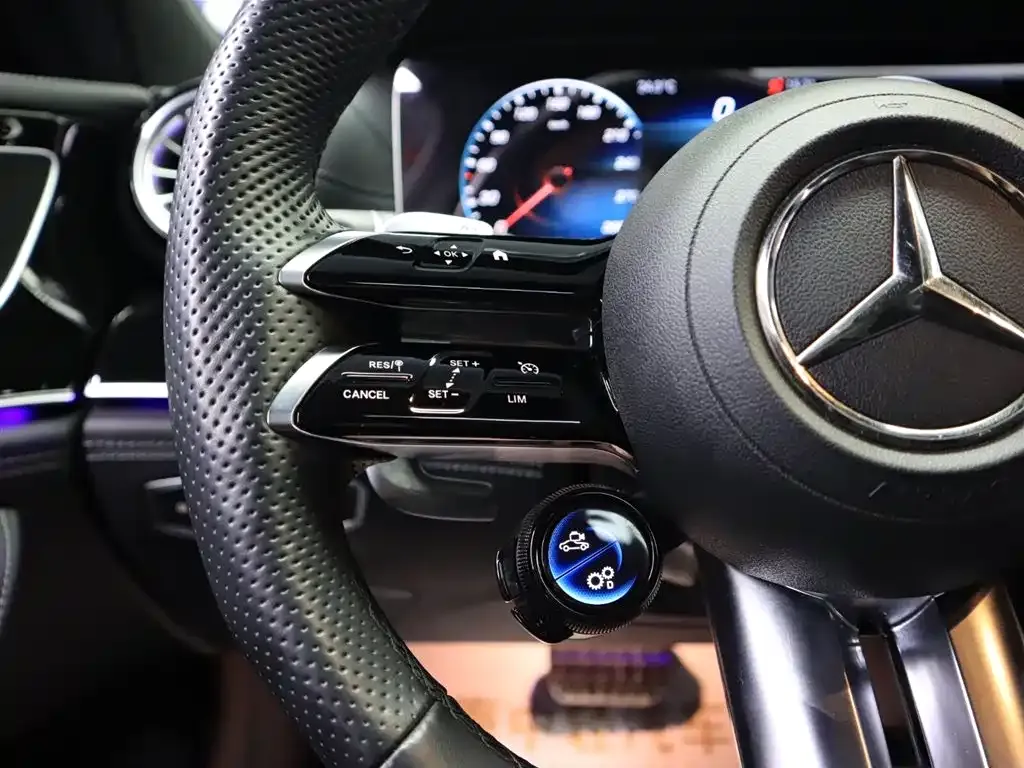 Mercedes-Benz AMG GT — фото 10