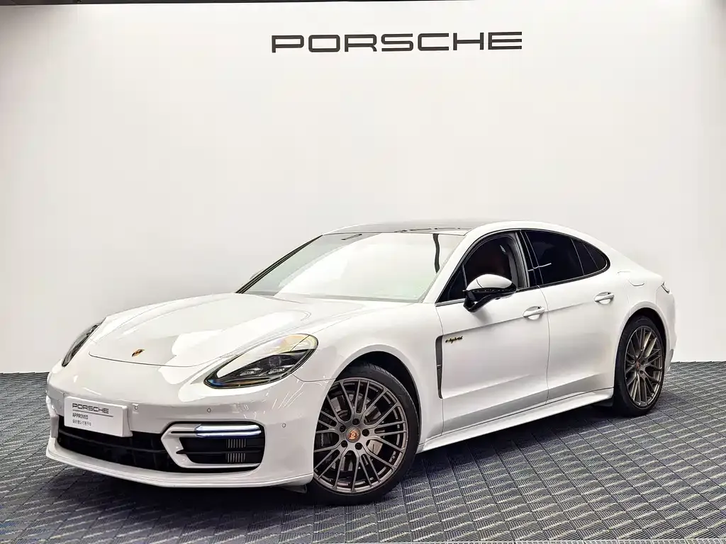 Porsche Panamera Hybrid 2023 из CN, фото 2
