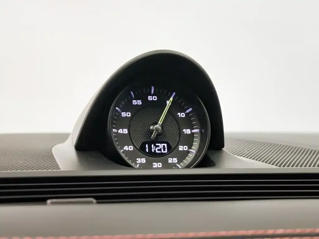 Porsche Panamera Hybrid 2023 из CN, фото 9
