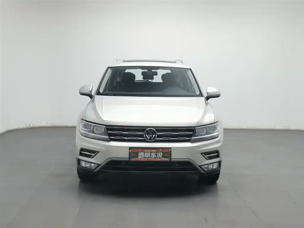 Volkswagen Tiguan L — фото 3