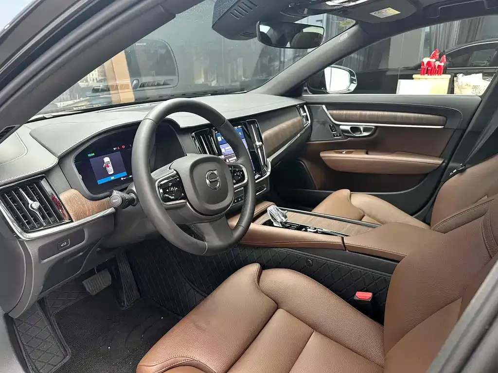 Volvo S90 2025 из CN, фото 4