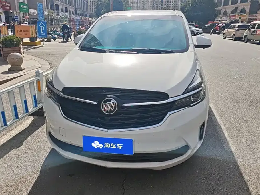 Buick GL8 2022 из CN, фото 2