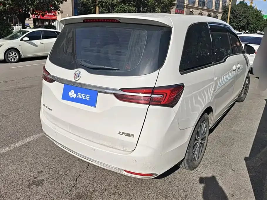 Buick GL8 2022 из CN, фото 3