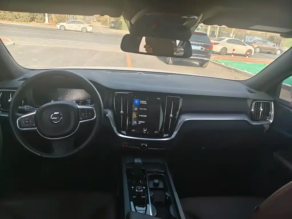 Volvo S60 2022 из CN, фото 6