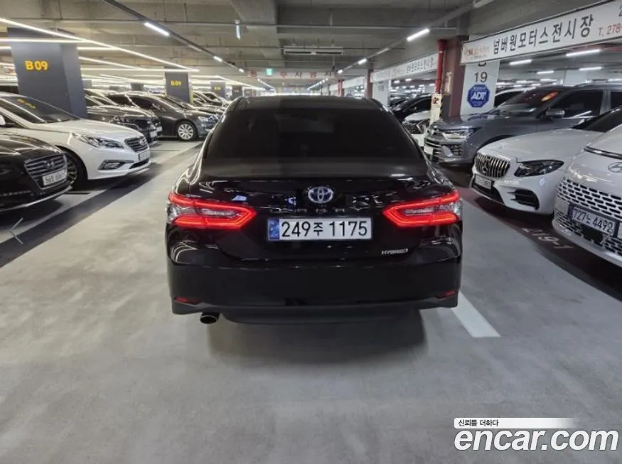 Toyota Camry 2024 из KR, фото 2