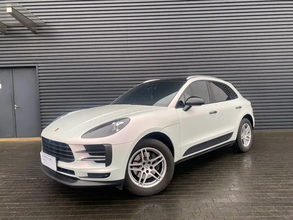 Porsche Macan — фото 1