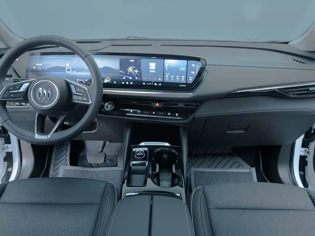 Buick Envision Plus — фото 10