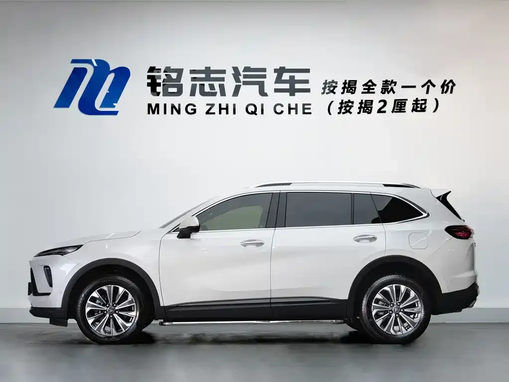 Buick Envision Plus — фото 7