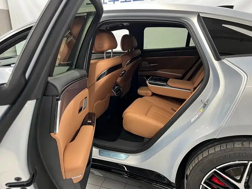 [object Object] 汉L 2025 из CN, фото 7