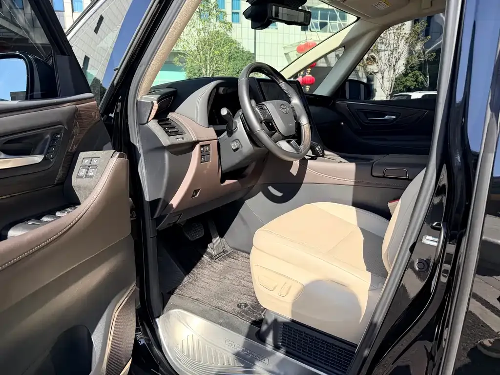 Toyota Alphard 2024 из CN, фото 9