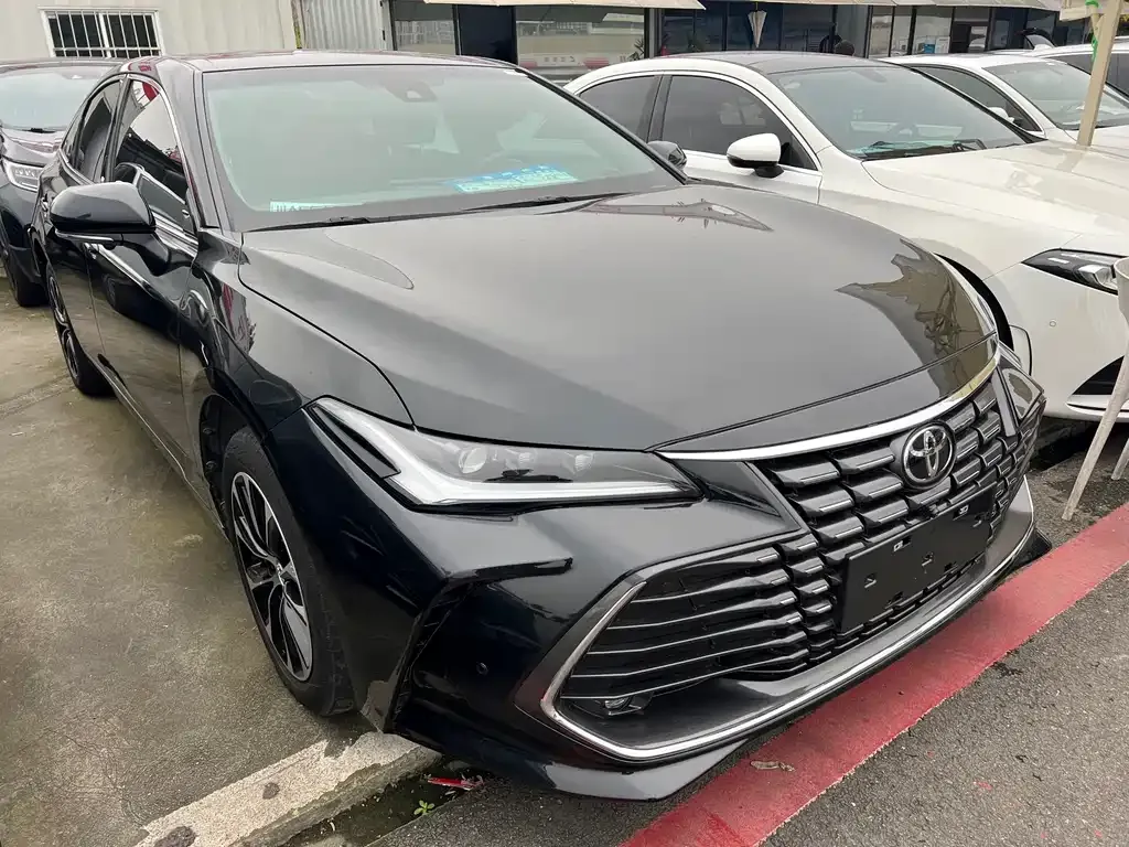 Toyota Avalon 2023 из CN, фото 3