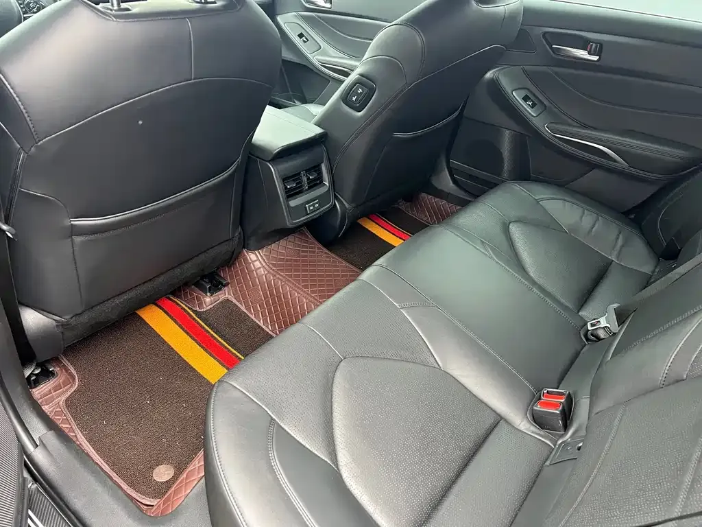 Toyota Avalon 2023 из CN, фото 7