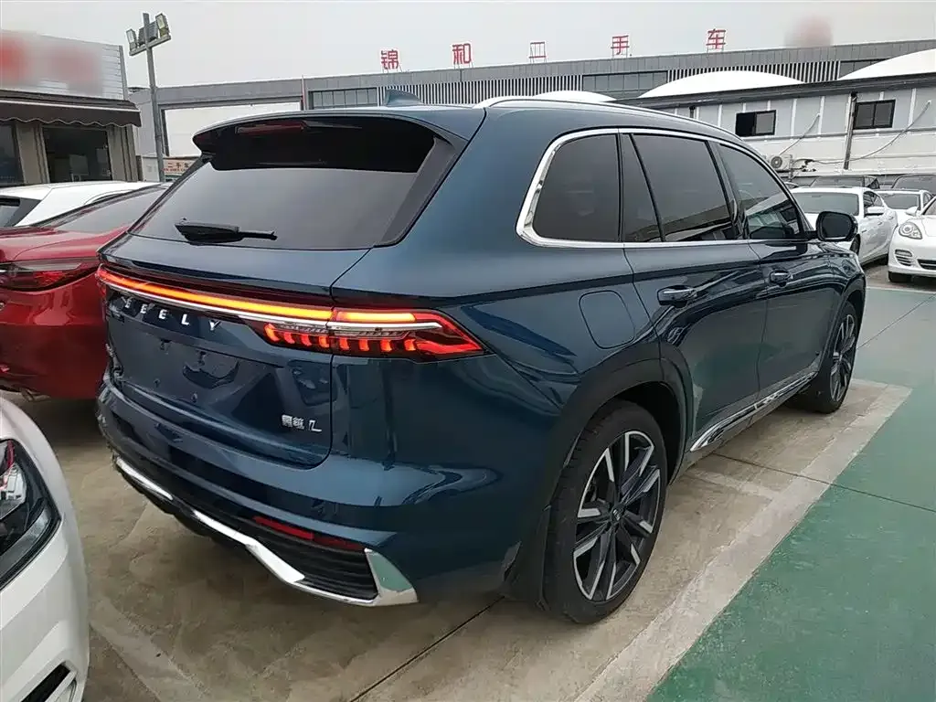 Geely Xingyue L — фото 7