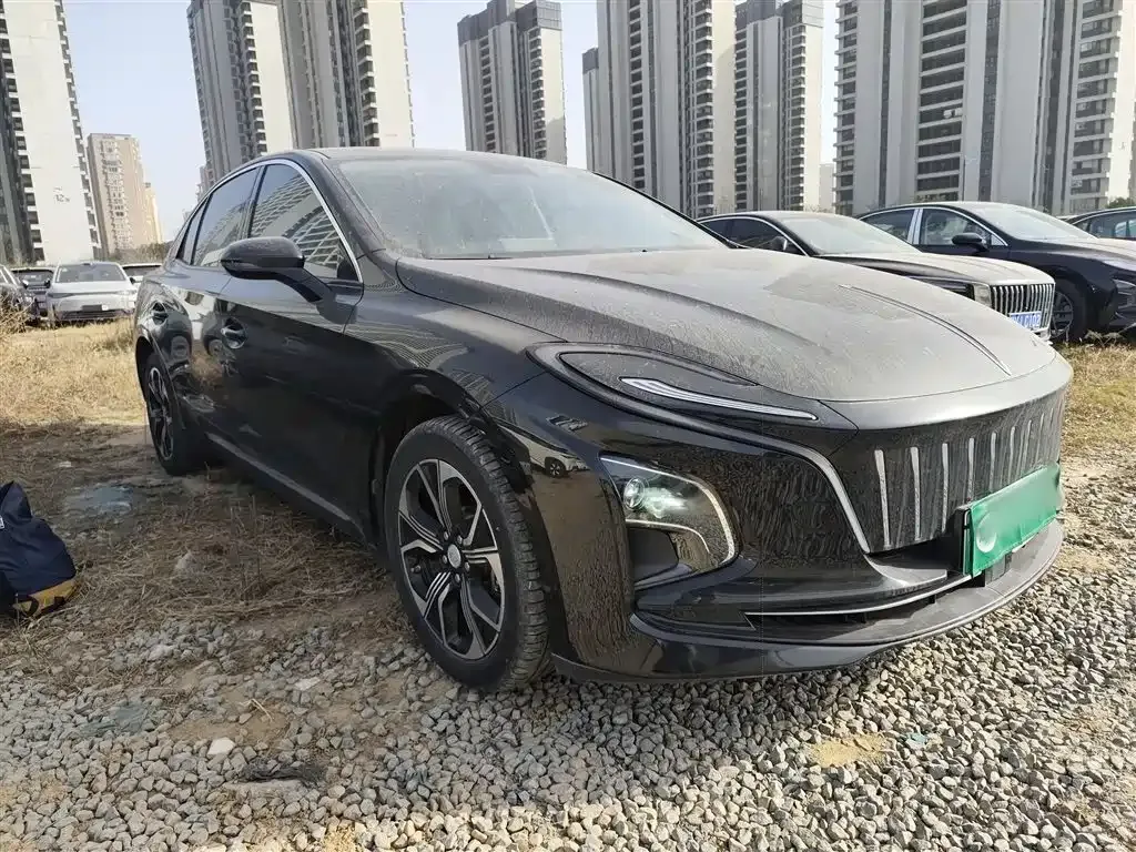 Hongqi E-QM5 — фото 4