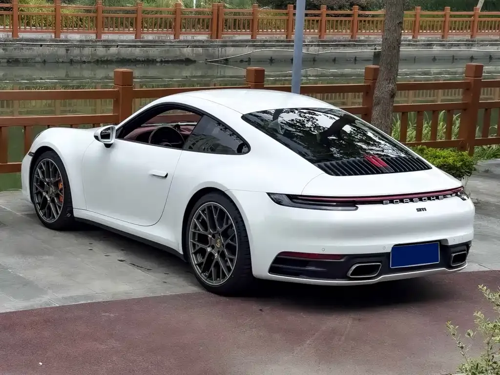Porsche 911 2023 из CN, фото 3
