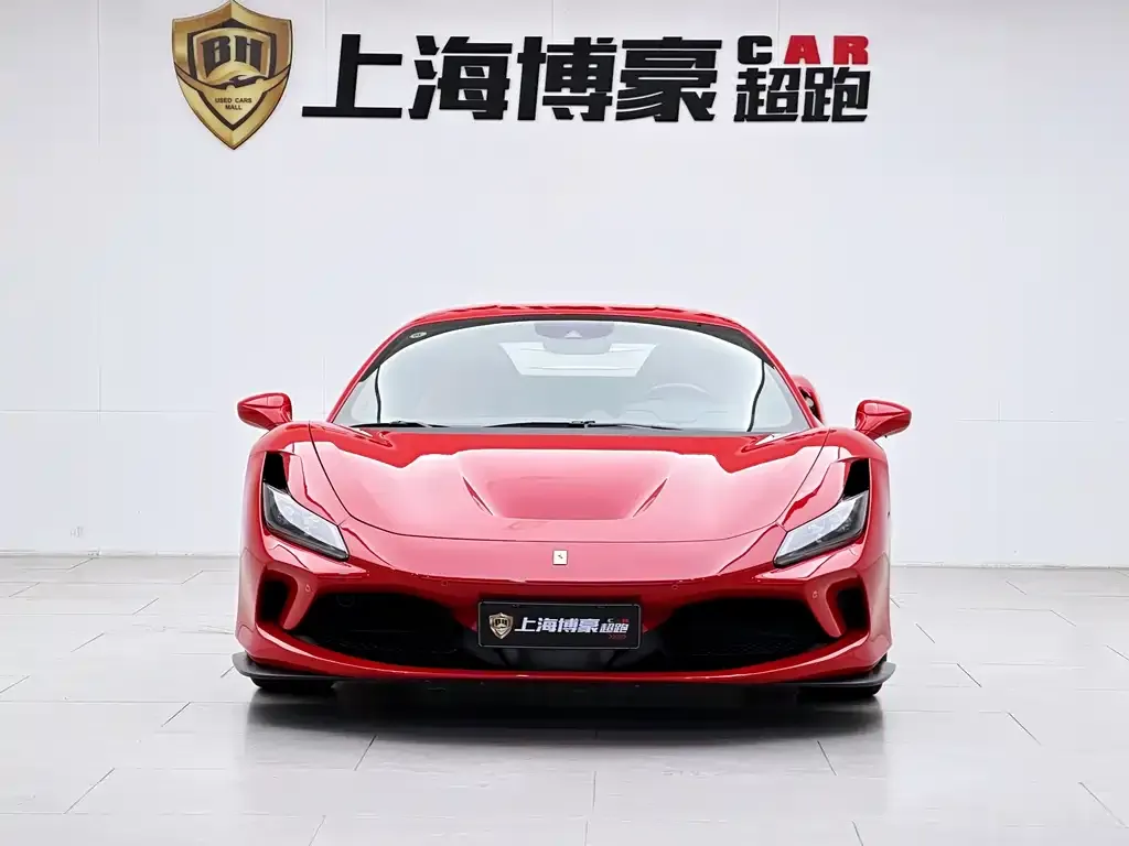 Ferrari F8 — фото 6