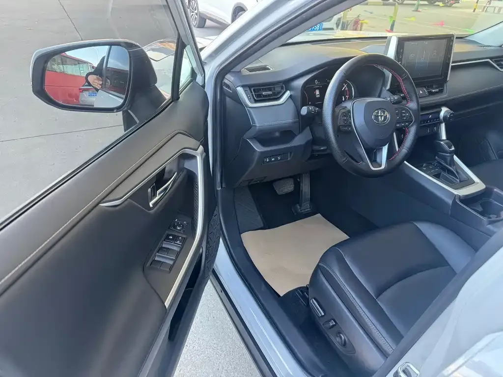 Toyota RAV4 2021 из CN, фото 7