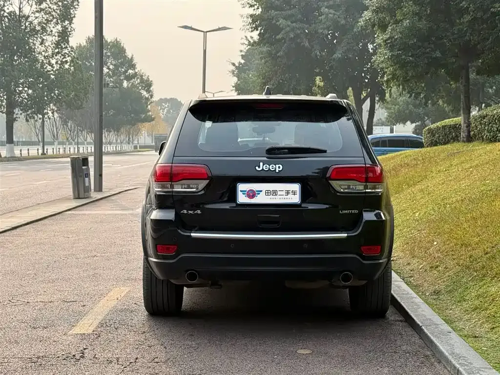 Jeep Grand Cherokee (Import) — фото 5