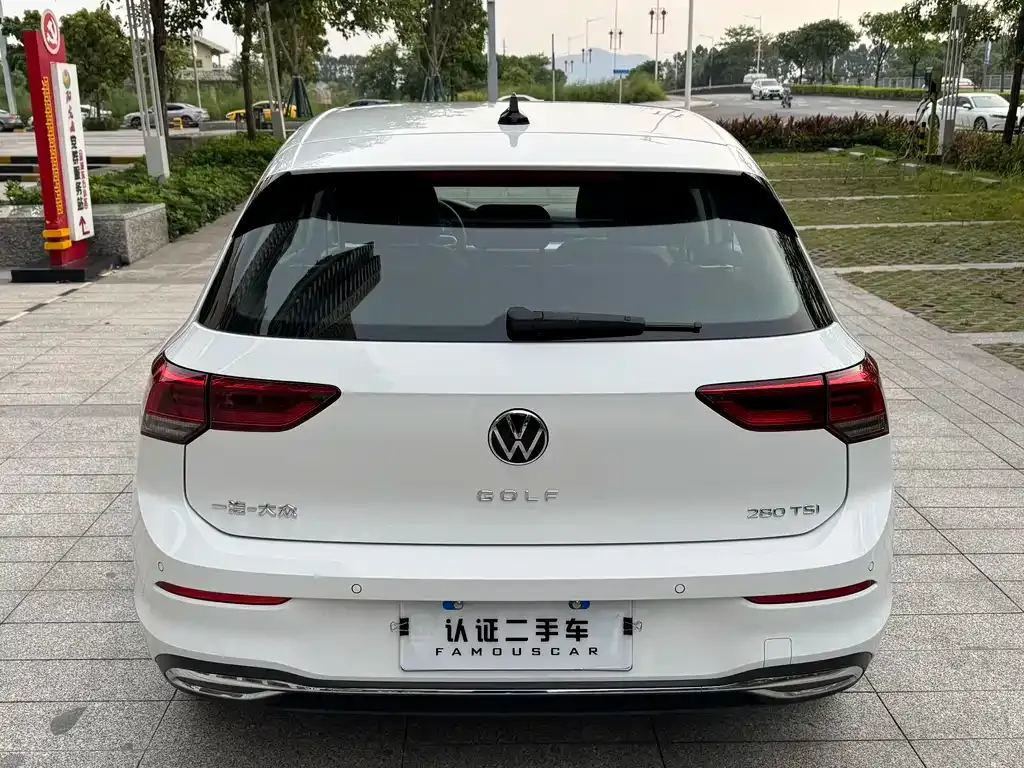 Volkswagen Golf 2025 из CN, фото 9