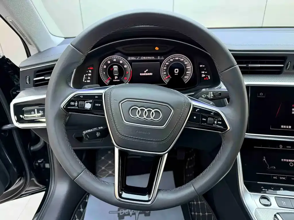 Audi A6L — фото 8