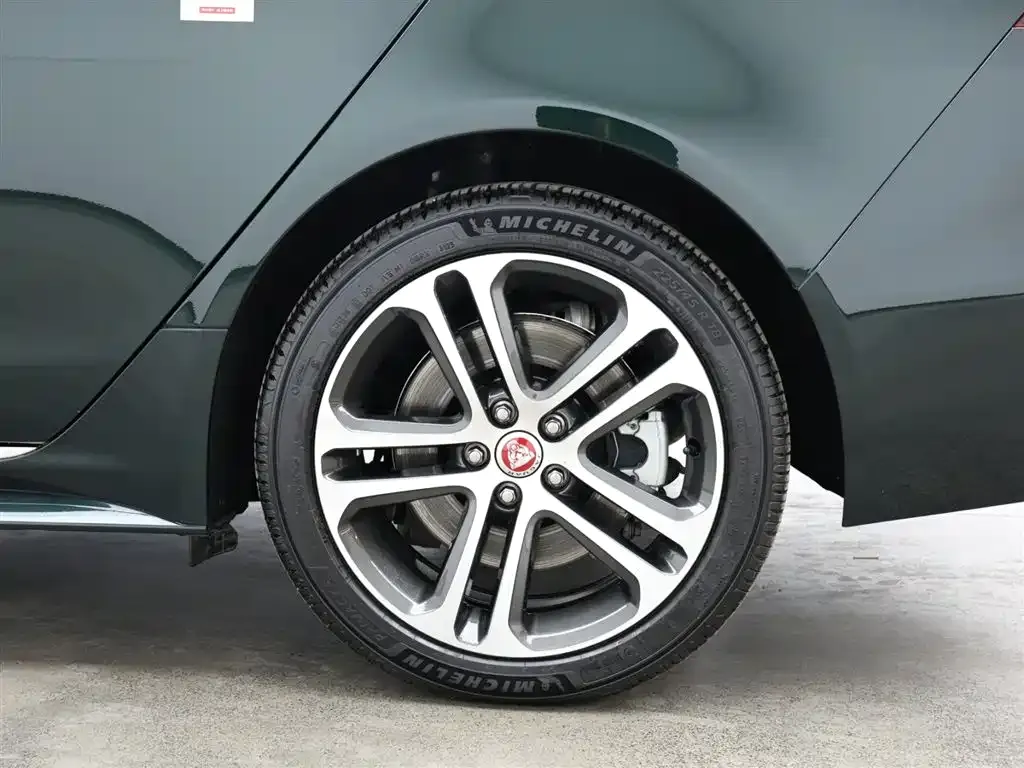 Jaguar XEL 2024 из CN, фото 9