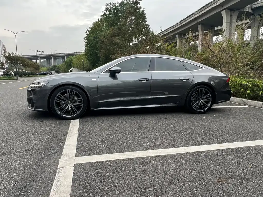 Audi A7 2024 из CN, фото 4