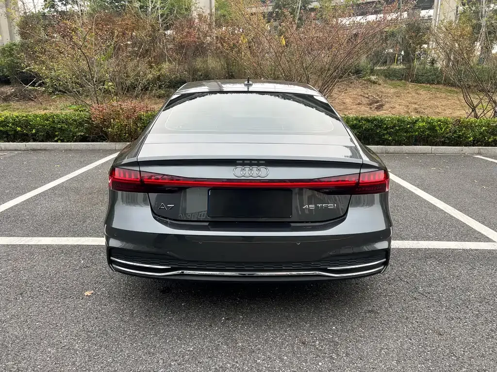 Audi A7 2024 из CN, фото 6