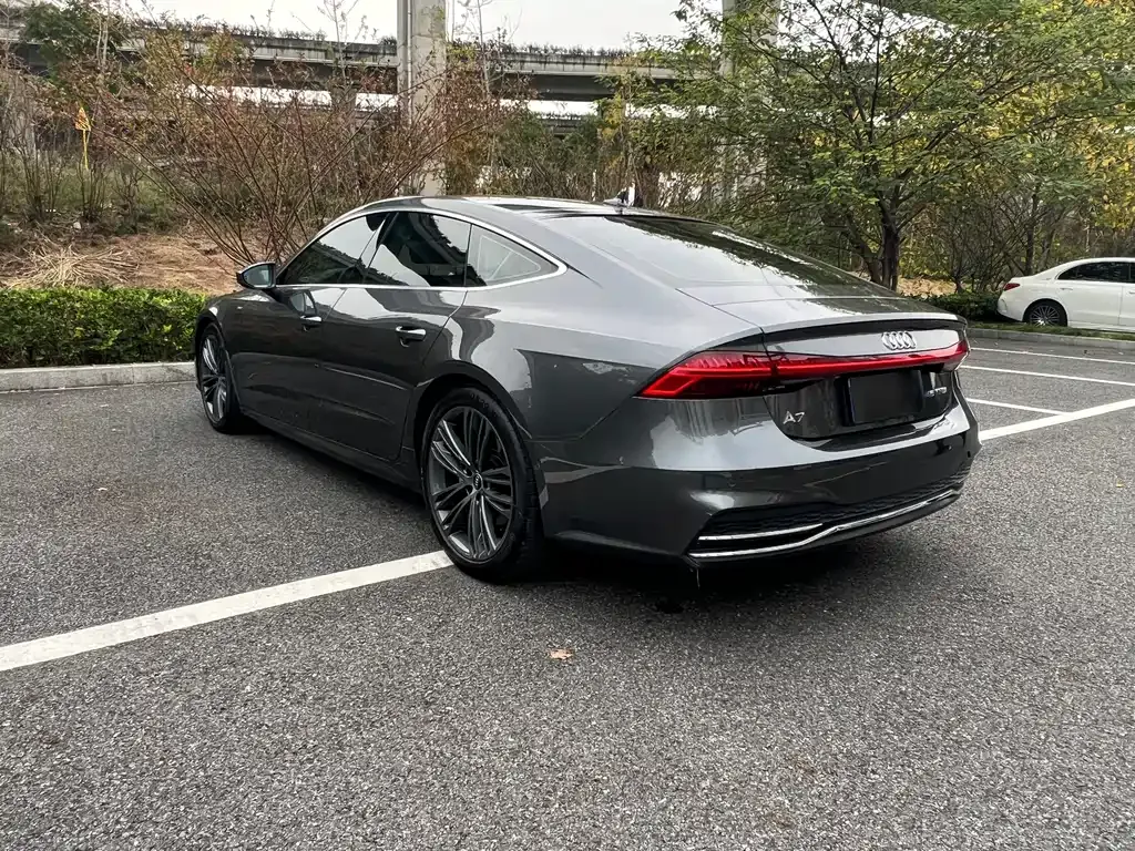 Audi A7 2024 из CN, фото 7