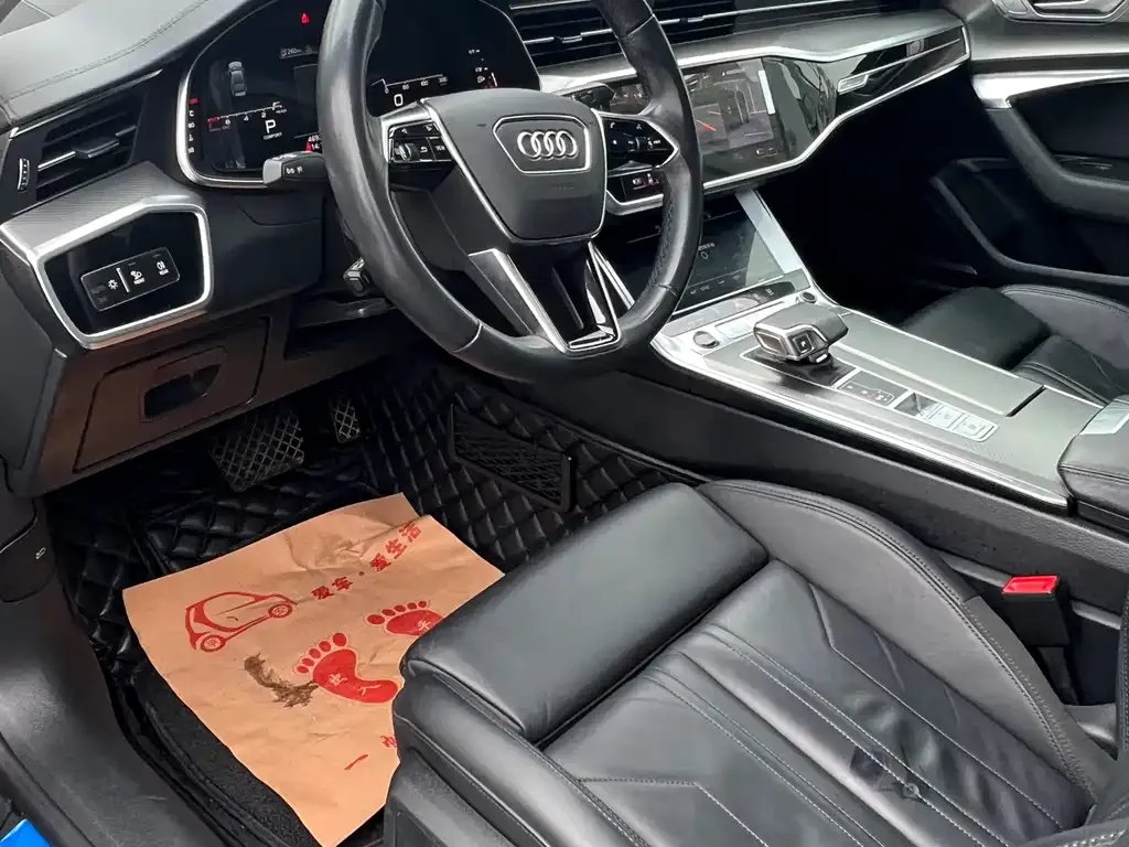 Audi A7 2024 из CN, фото 8