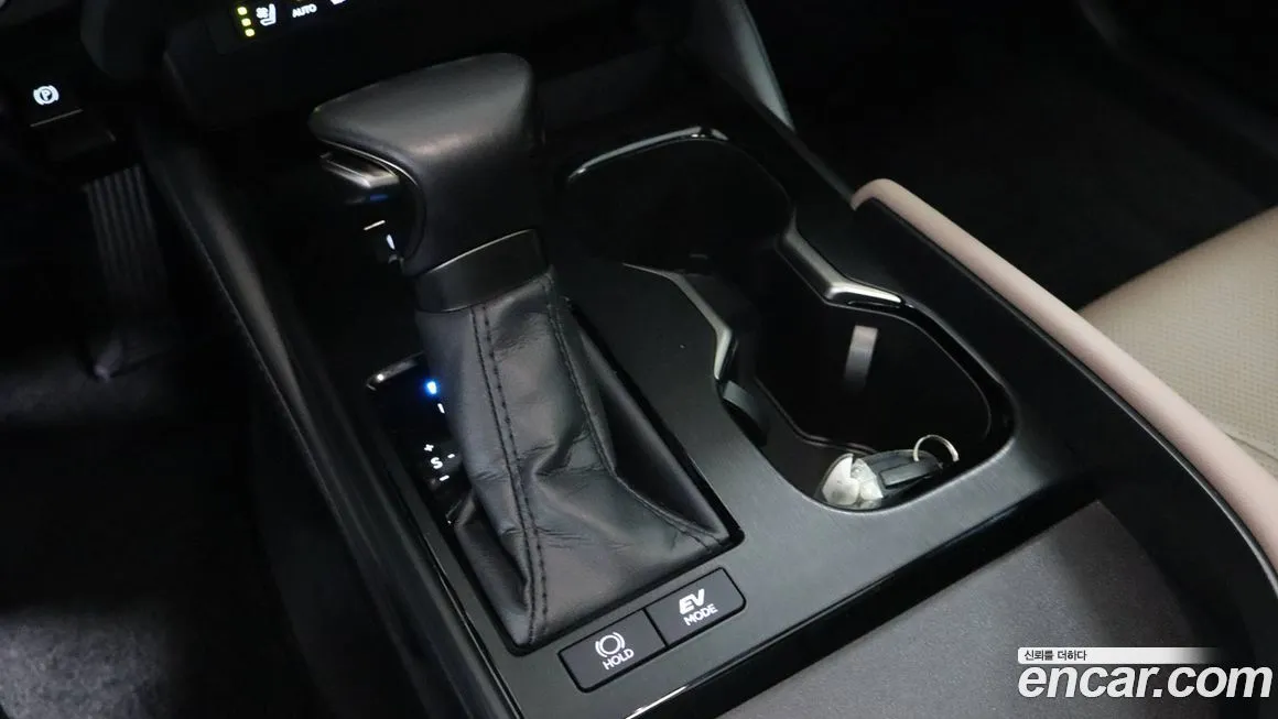 Lexus ES 2025 из KR, фото 8