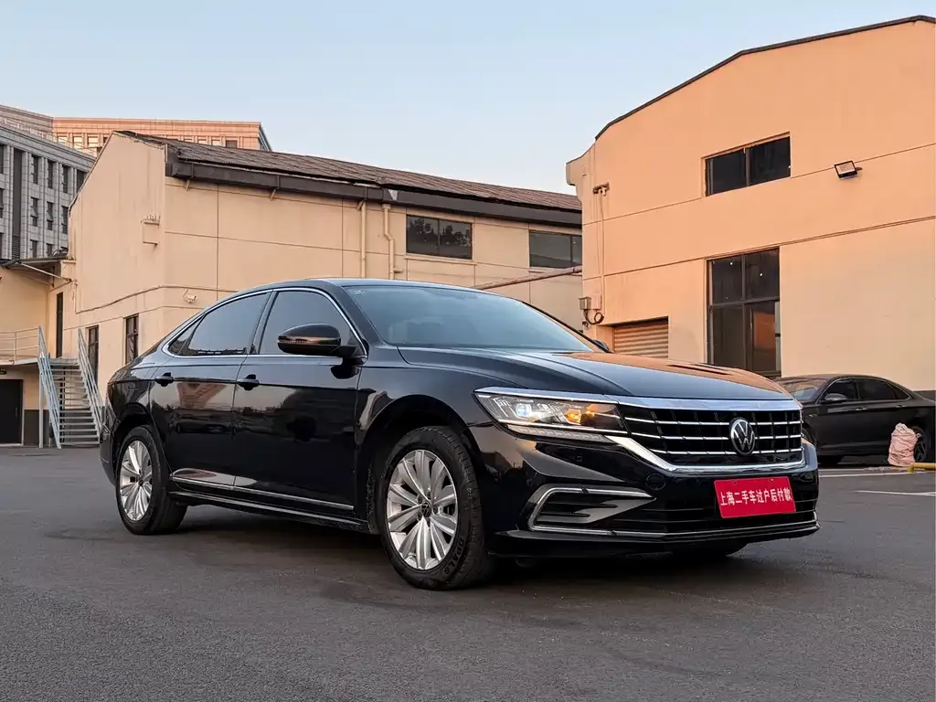 Volkswagen Passat — фото 3