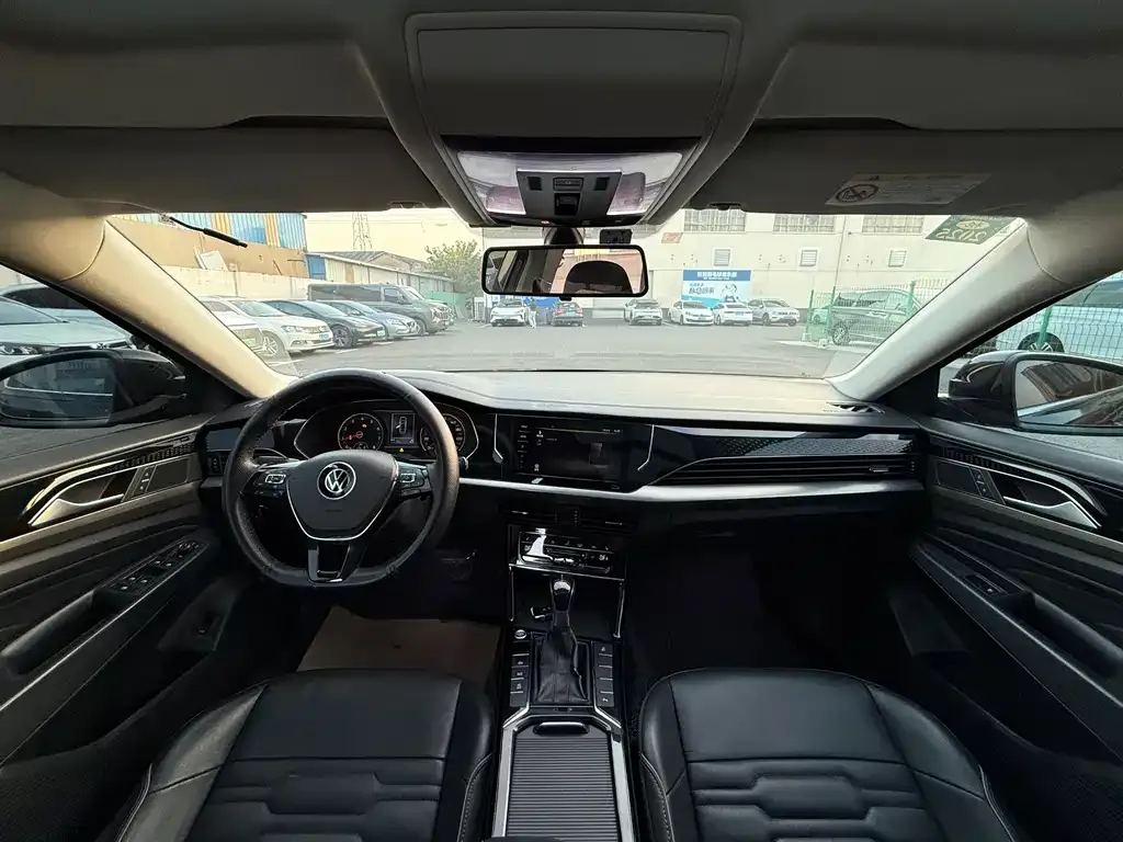 Volkswagen Passat — фото 4