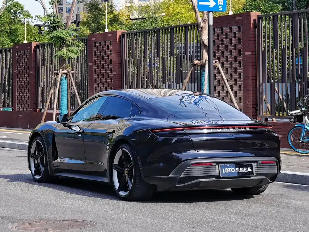 Porsche Taycan 2021 из CN, фото 4