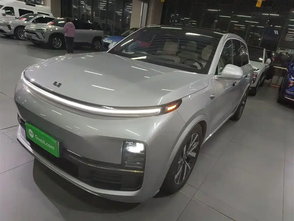 Li Auto L8 2022 из CN, фото 1