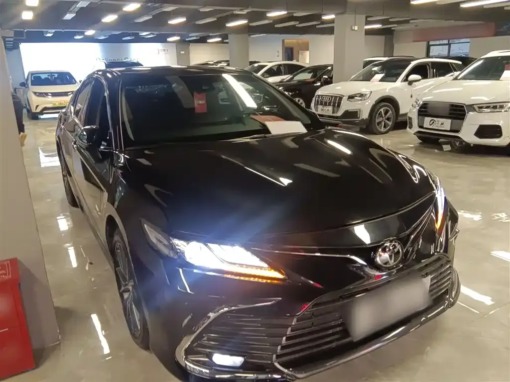 Toyota Camry 2023 из CN, фото 4