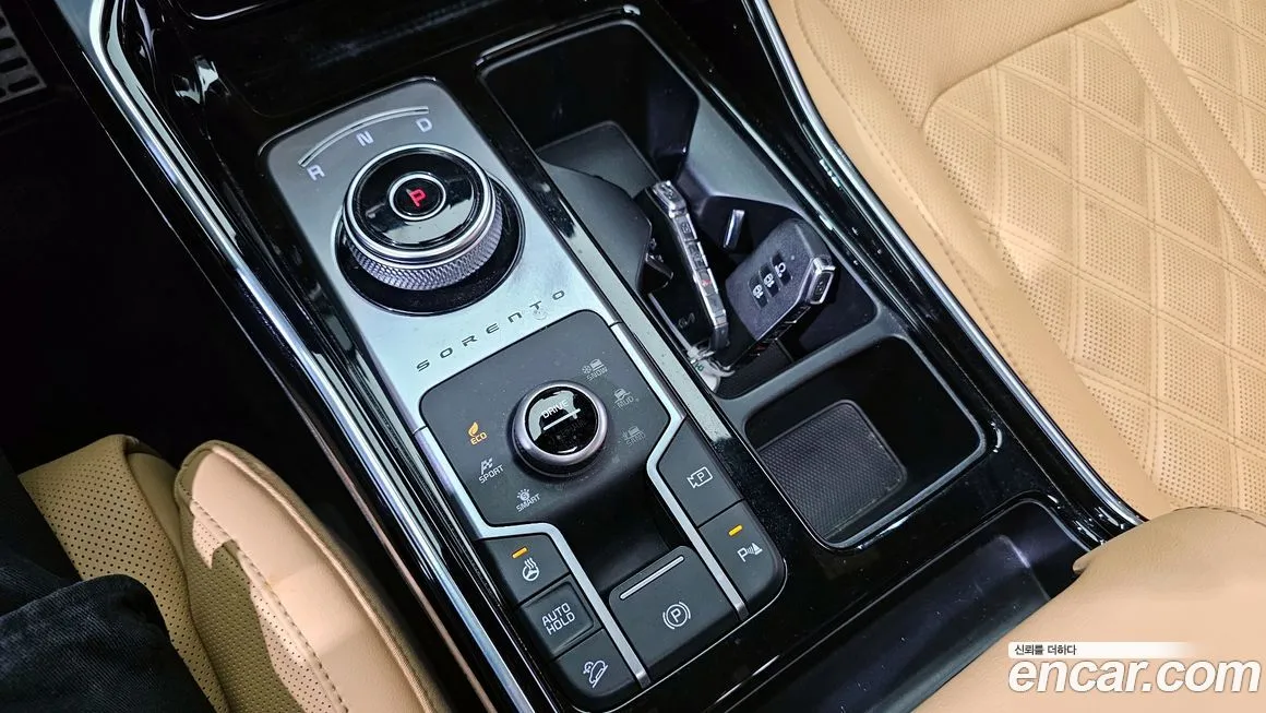 Kia Sorento — фото 9