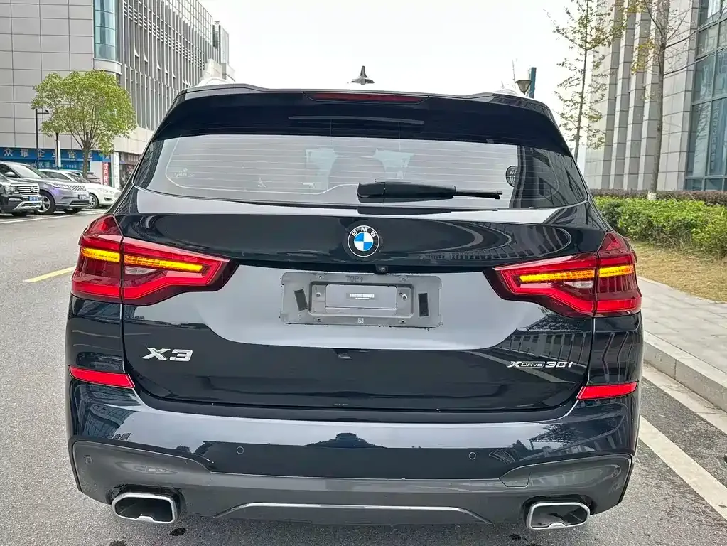 BMW X3 — фото 4