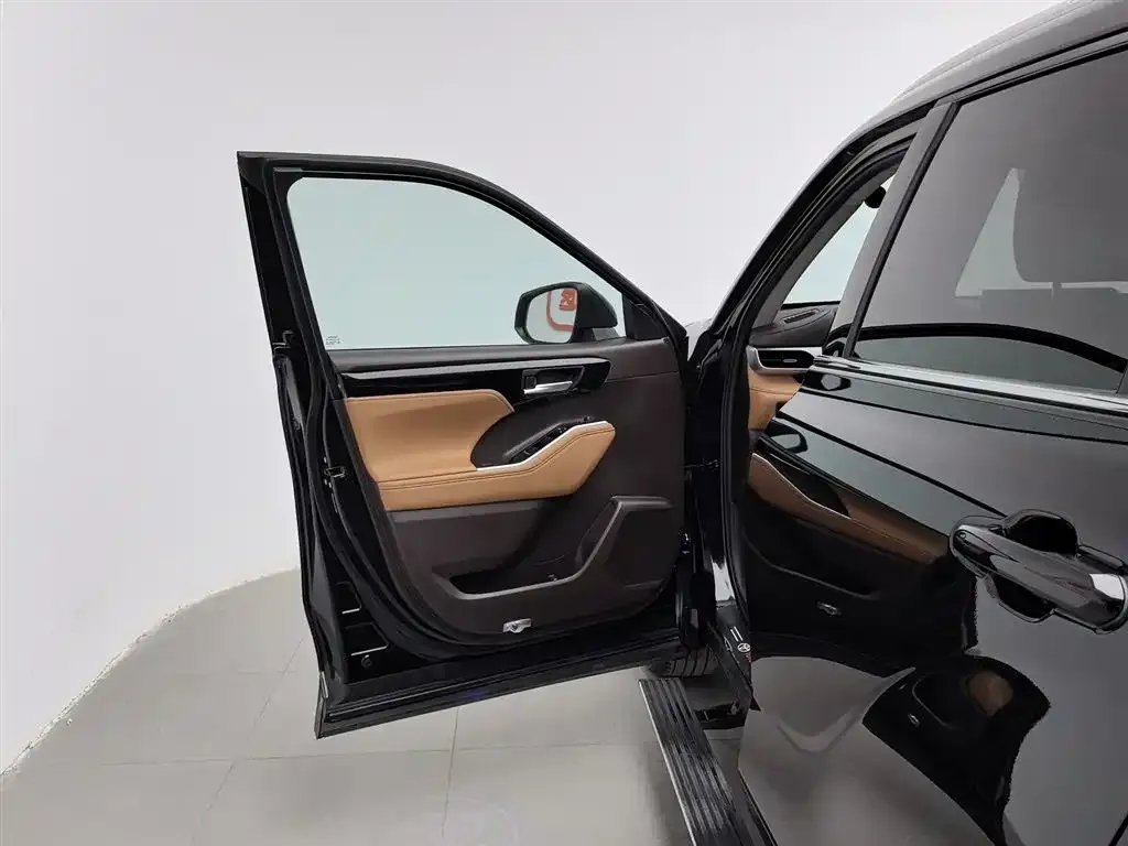 Toyota Highlander 2023 из CN, фото 8
