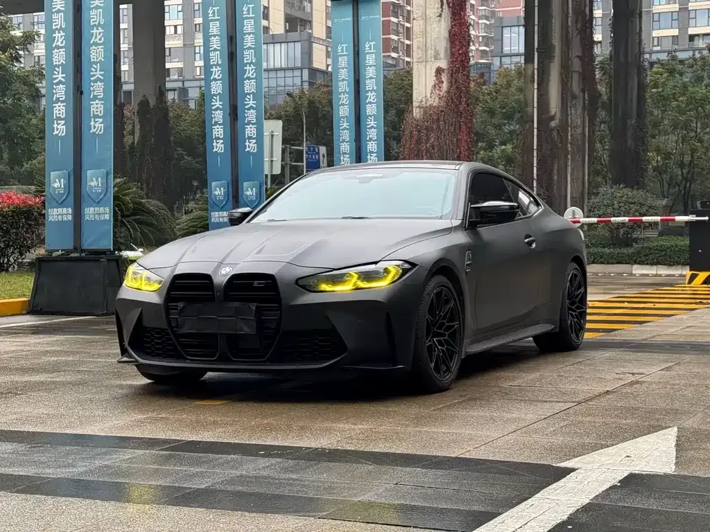 BMW M4 — фото 1