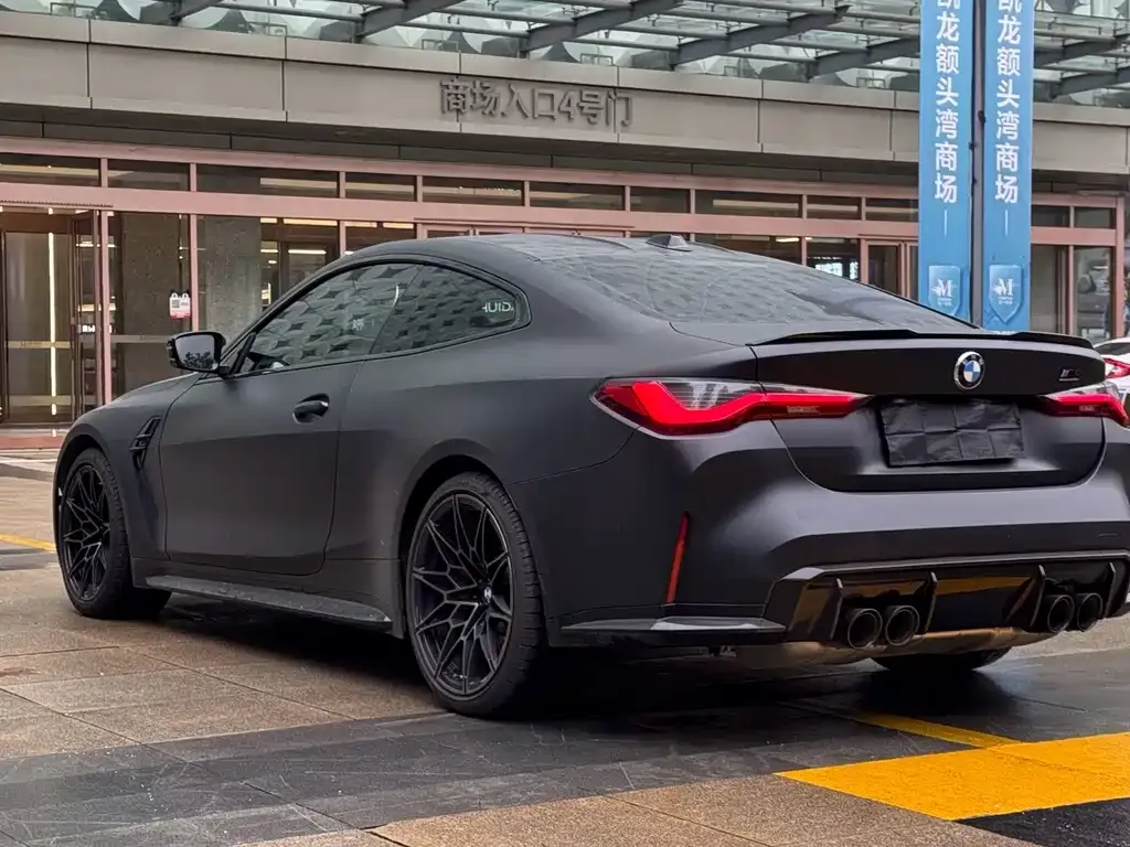 BMW M4 — фото 4