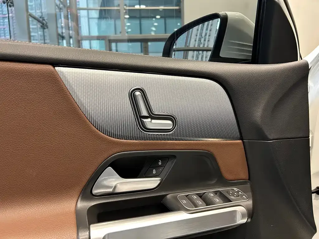 Mercedes-Benz GLB 2023 из CN, фото 7