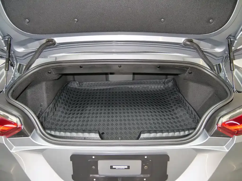BMW Z4 2023 из CN, фото 10