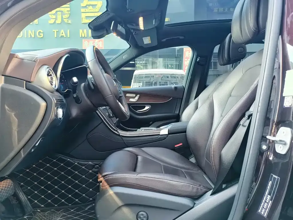 Mercedes-Benz GLC 2021 из CN, фото 4